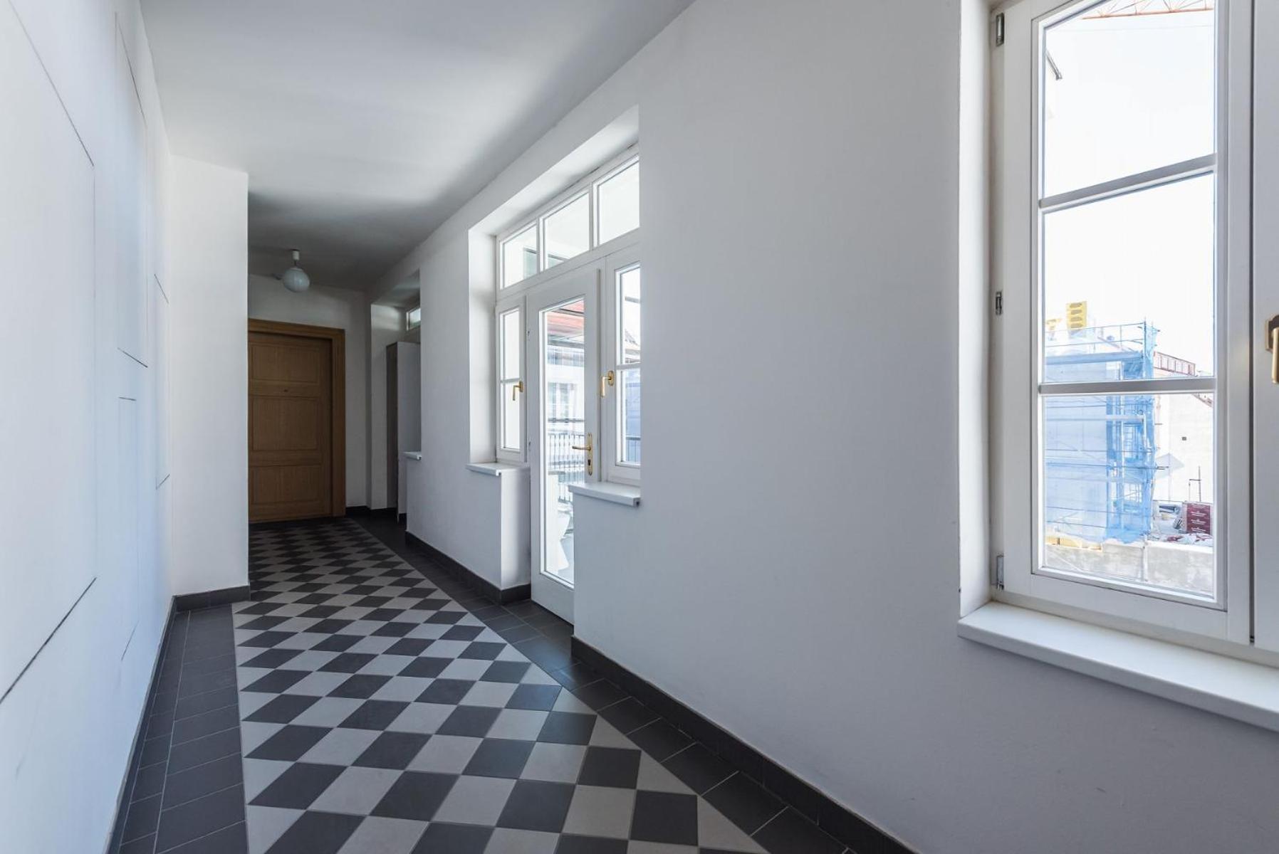 Wishlist Old Residences - New Town דירה